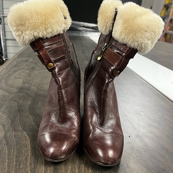 Charles David brown bootie - Picture 2 of 5